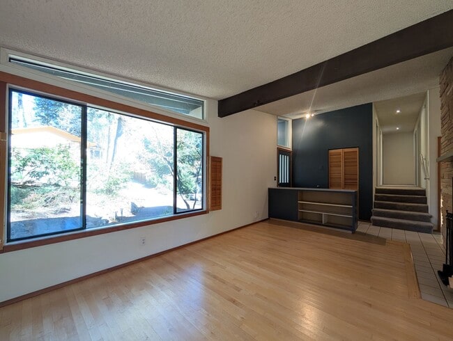 Photo - Fantastic 3-Bedroom, 2.5-Bath Home In East Eugene!
