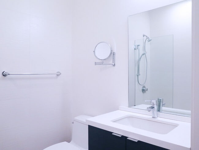 Photo - 237 Shipley St Unit 303
