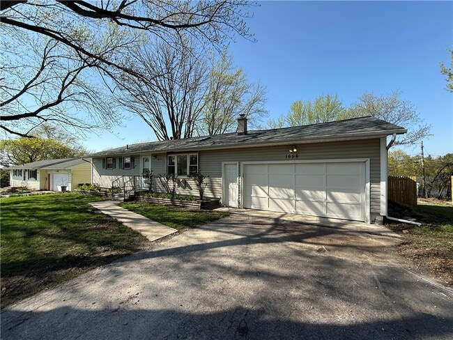 Photo - 1656 Jefferson Rd