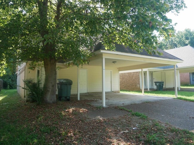 Photo - 4651 Addington Dr