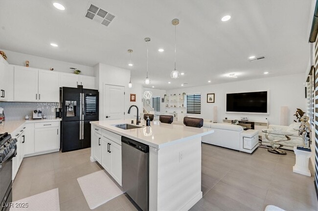 Photo - 2933 Little Current Rd