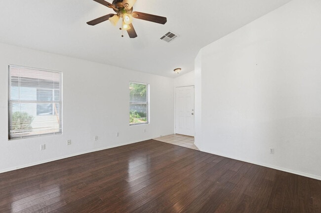 Photo - 15033 W Ventura St