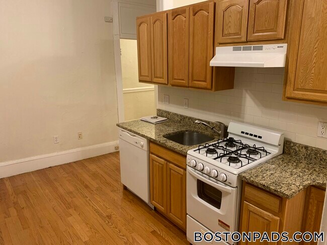 171 Hemenway St Unidad 24