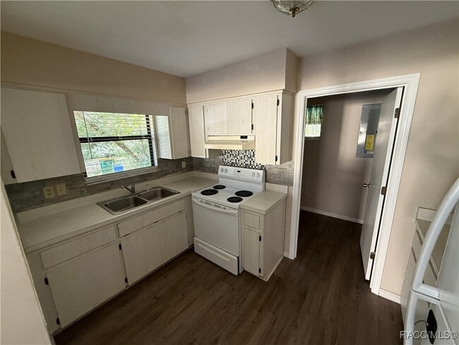 Photo - 227 Davidson Ave