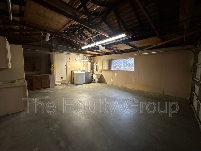 Photo - 1413 W Cambridge Ave