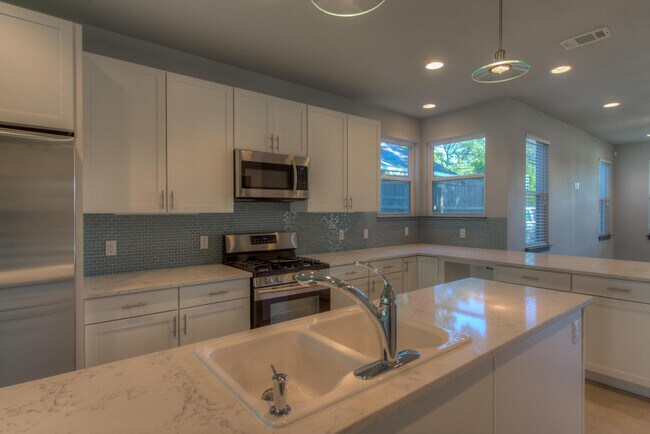 Photo - 3704 Harmon Ave Unit A