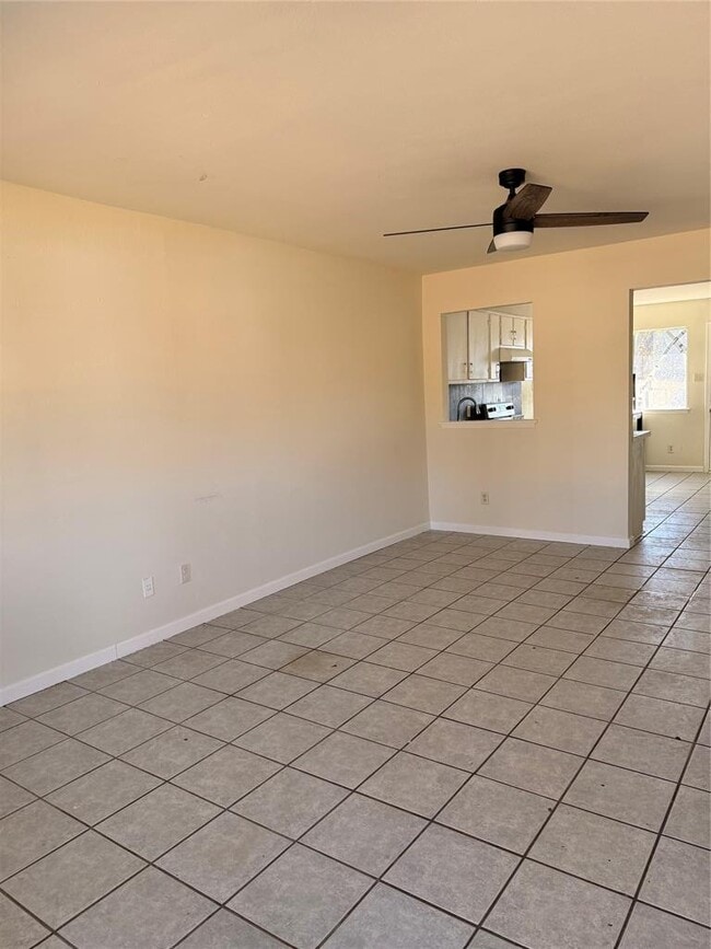 10401 Little Pebble Dr