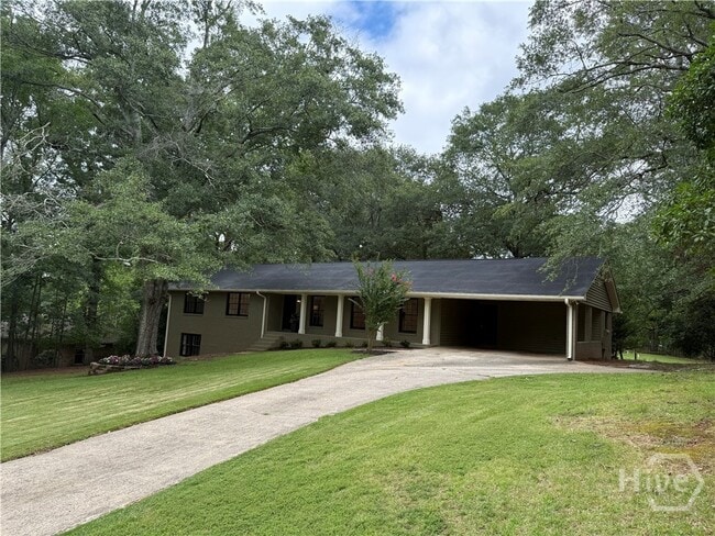 Photo - 185 Landor Dr