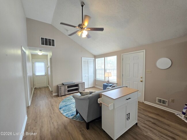 Photo - 3728 Locust Ave