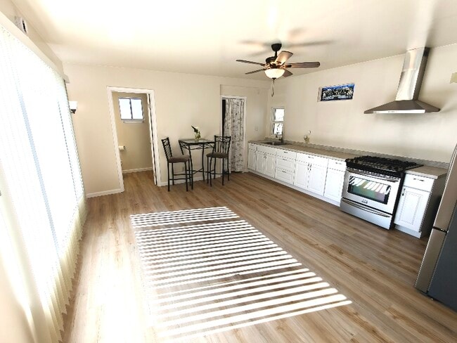 Photo - 955 Via Solana