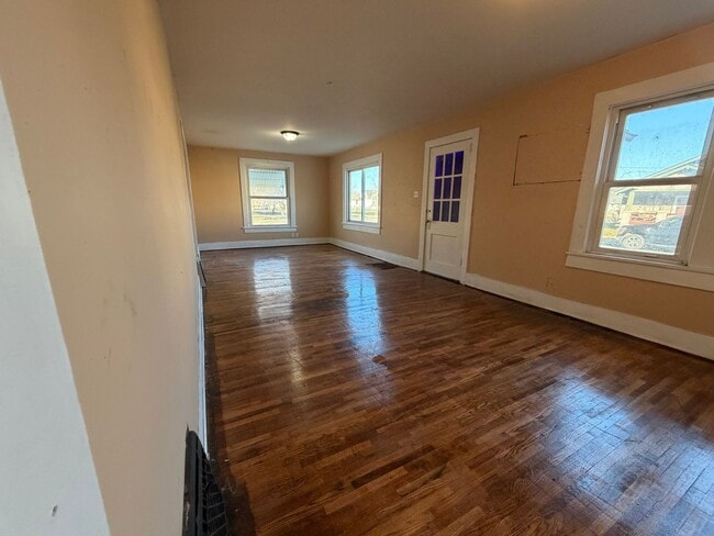 Photo - Charming 3 bed