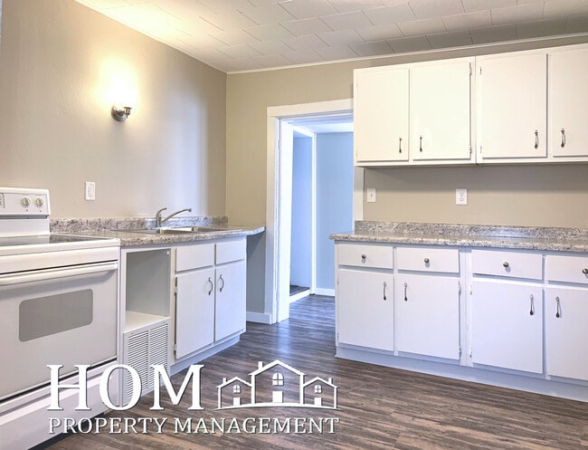 Photo - 914 N 6th St