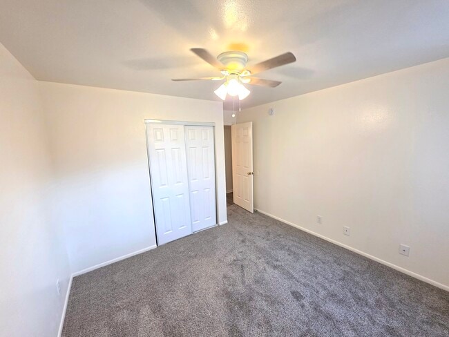 Photo - Aspen Leaf Apartments