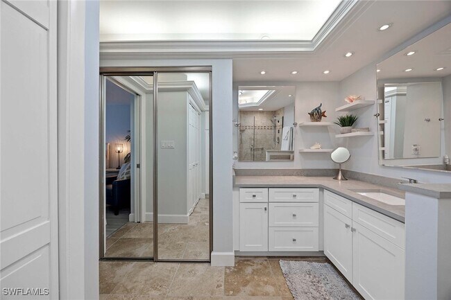 Photo - 26000 Hickory Blvd Unit 805