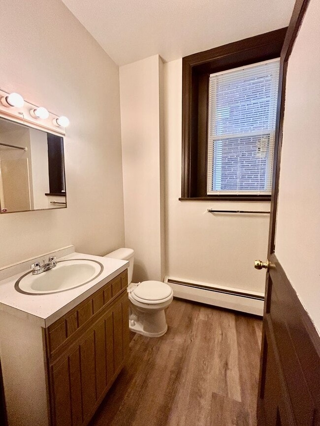 Photo - 415-417 Locust St Unidad Apt 2