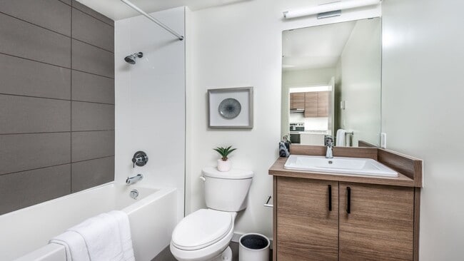 Crossing at Belmont Bathroom - Crossing at Belmont