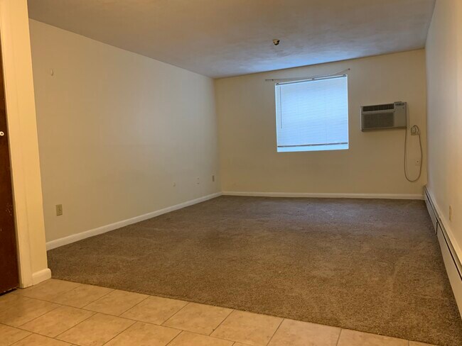 340 Highland Ave Unit 2