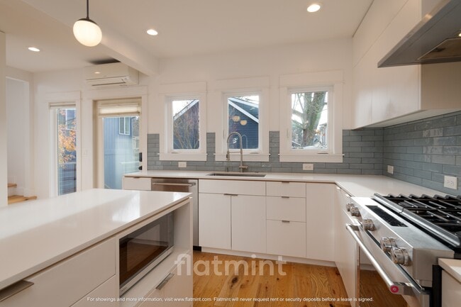 Photo - 2315 N 56th St