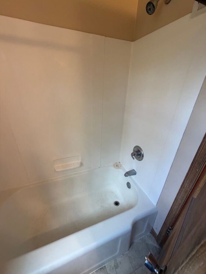 Photo - 416 E 4th St