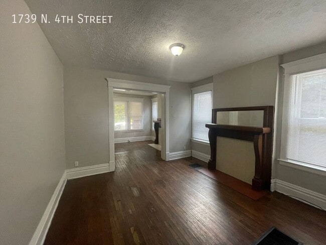 Photo - 1739 N 4th St
