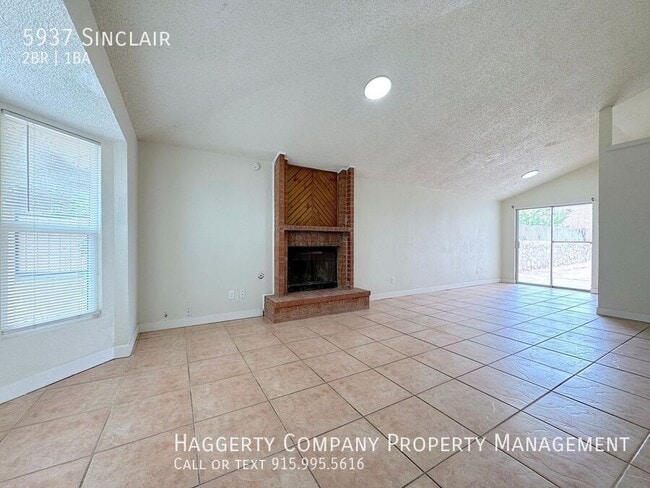 Photo - 5937 Sinclair-