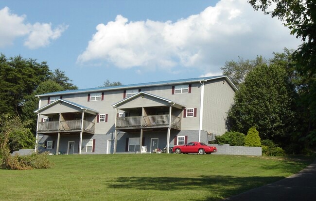 The back side of the building from the road - 444 Long Hollow Rd Rental