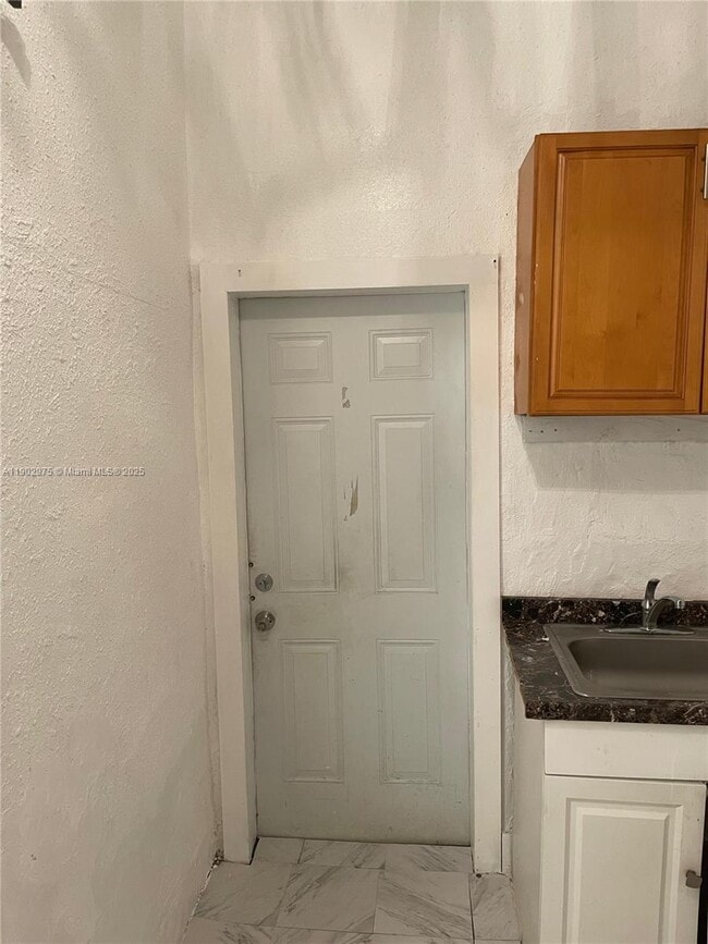 Photo - 640 NE 136th St