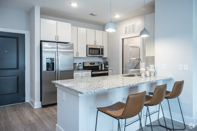 2BR, 2BA - 933SF - Victor Park