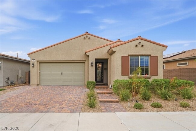 Photo - 246 Tallis Hills Ave