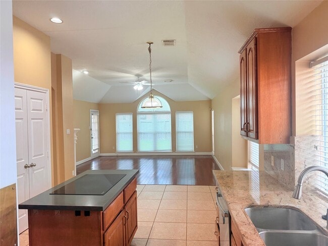 Photo - 5010 Rebel Ridge Dr