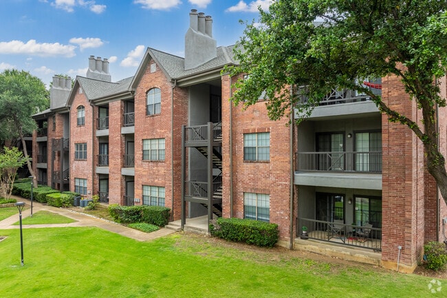 Building Photo - Oaks Hackberry Creek Rental