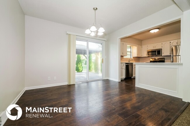 Photo - 109 SE Rockwood St