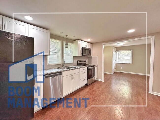 Photo - 200 Rencher St