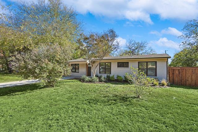 Photo - 10324 Eastwood Dr