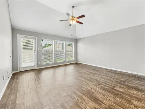 Photo - 413 Windridge Dr