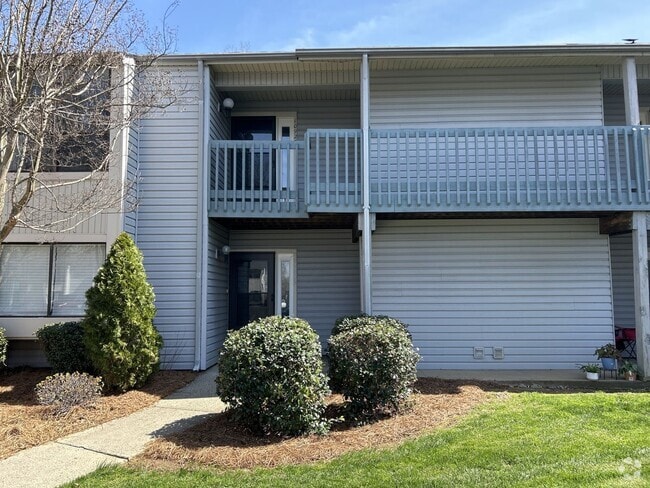 Building Photo - Beautiful 2/2 Condo in Carmel Village