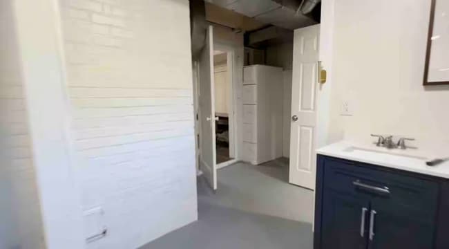 Photo - 8542 S 121st St