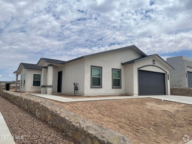 Building Photo - 553 Osier Dr Rental