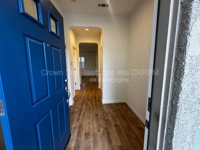 Photo - 2608 Greenleaf St