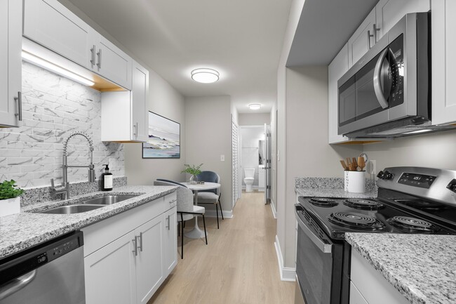 Building Photo - The Reserve on Main Street Rental