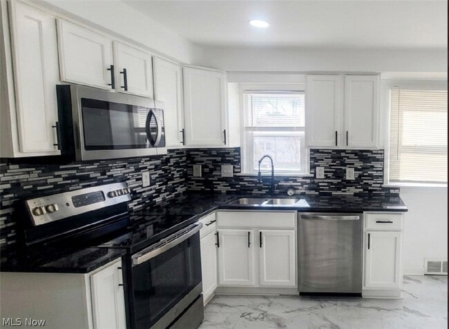 23718 Cedar Rd