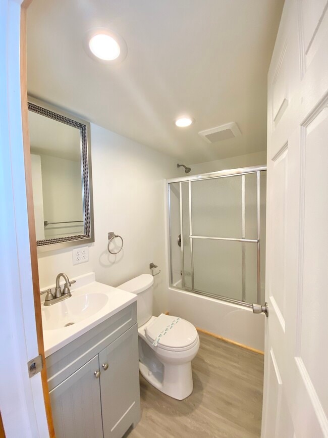 Photo - 1016 Vine St Unit 1016