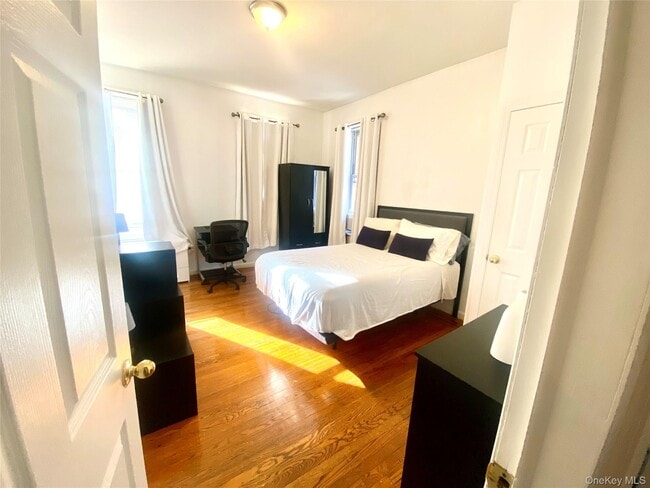 Photo - 92-02-92-37 37th Ave Unidad 2C