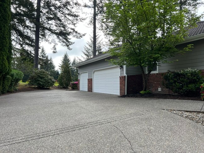 Photo - 6982 Marymac Dr SW