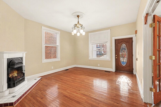 Photo - 222 Sterrett Ave Unit 1