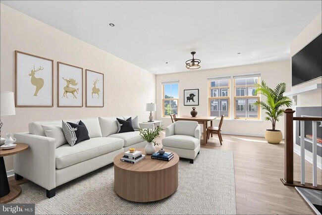 Photo - 6056 Murray Terrace