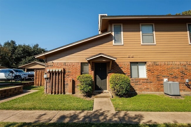 Photo - 5640 Cedar Creek Dr