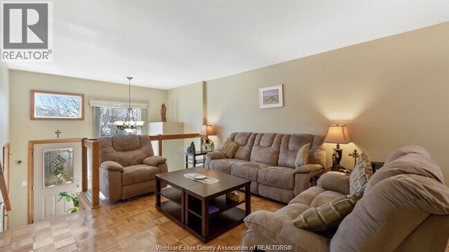 Photo - 4221 Stagecoach Ave