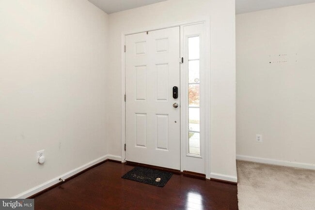 Photo - 8942 Dahlgren Ridge Rd Townhome