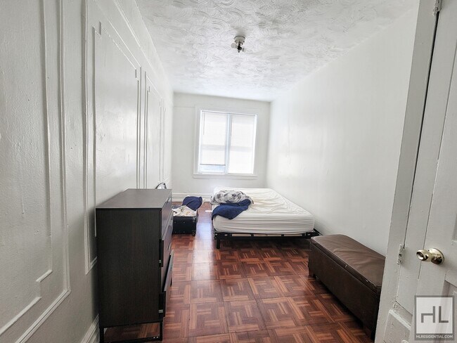 Photo - NEPTUNE AVENUE Unit 2